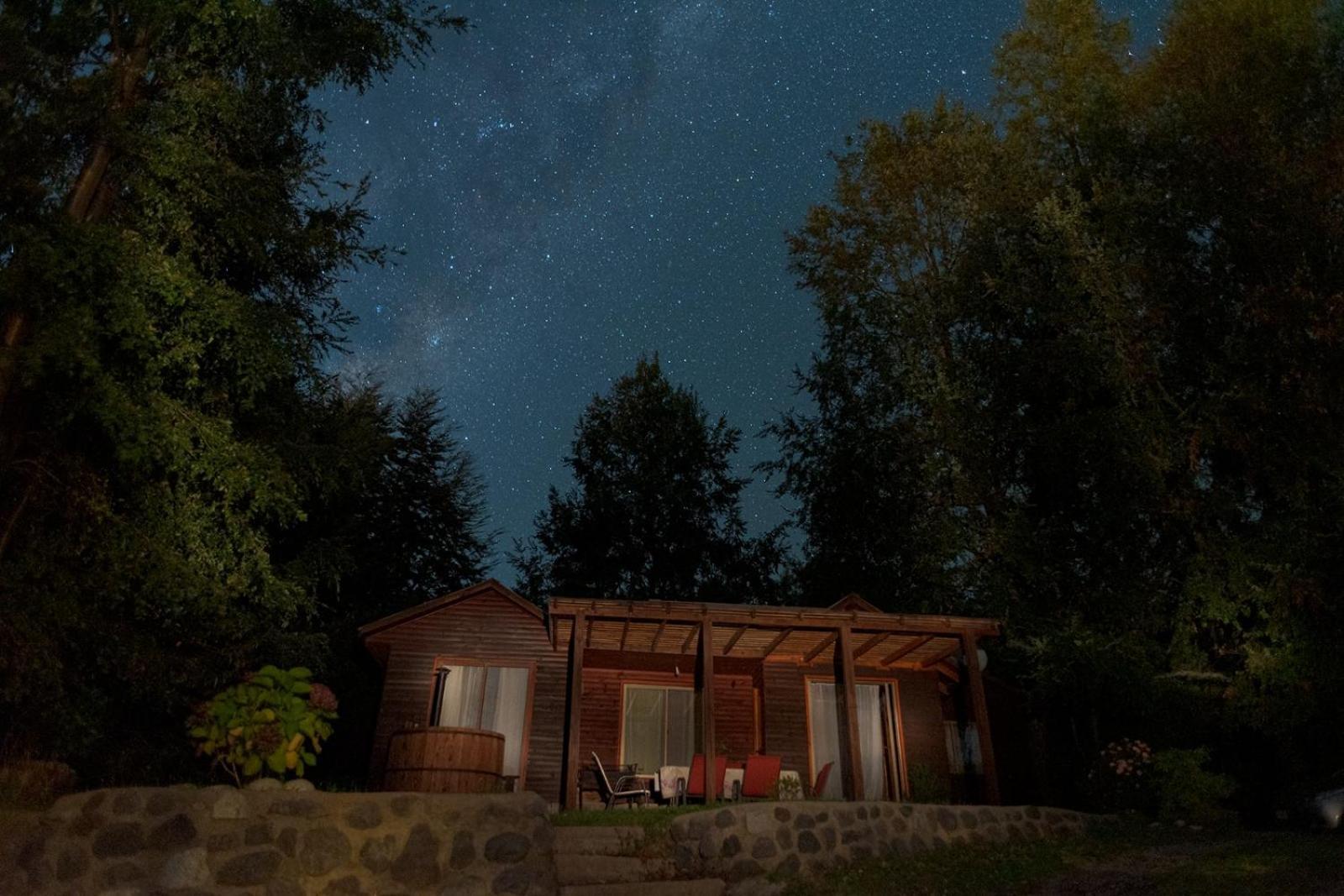 Cabanas Ayalen Con Vista Al Lago プコン エクステリア 写真