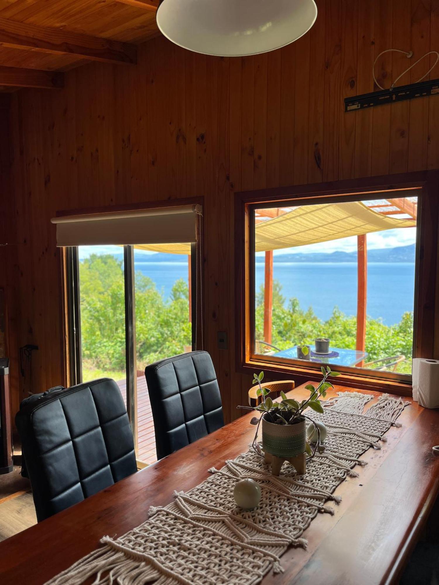 Cabanas Ayalen Con Vista Al Lago プコン エクステリア 写真