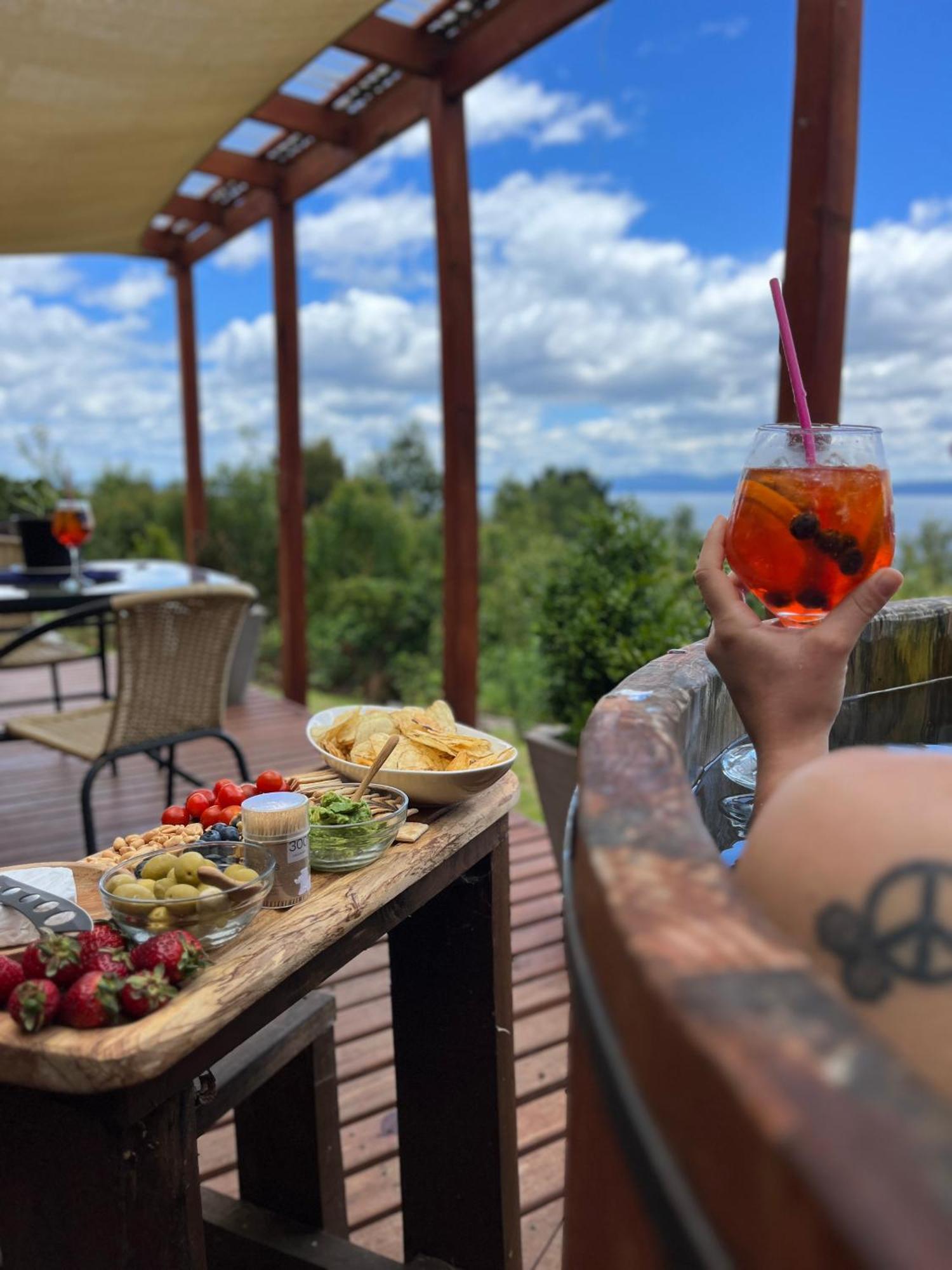Cabanas Ayalen Con Vista Al Lago プコン エクステリア 写真