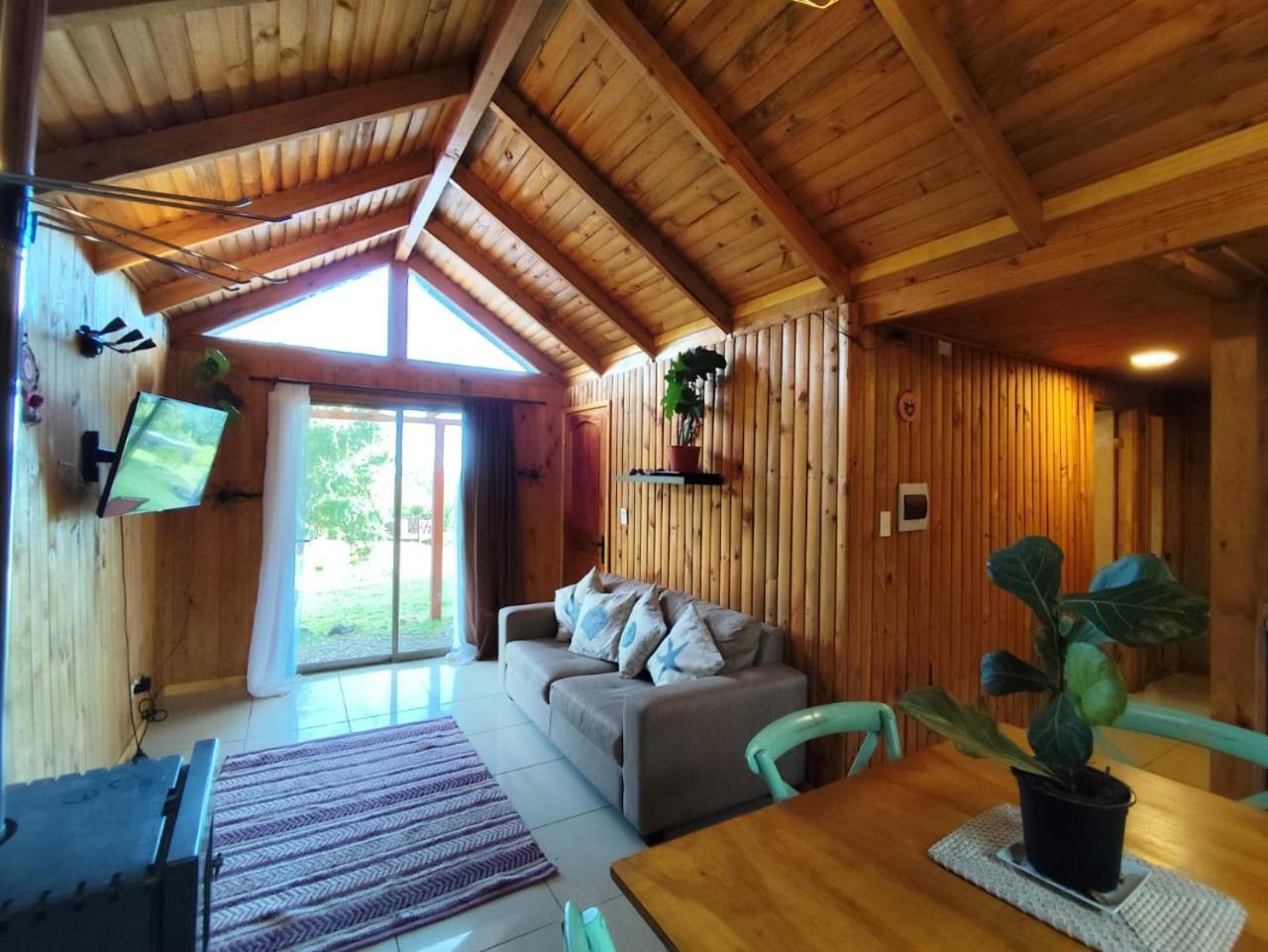 Cabanas Ayalen Con Vista Al Lago プコン 部屋 写真