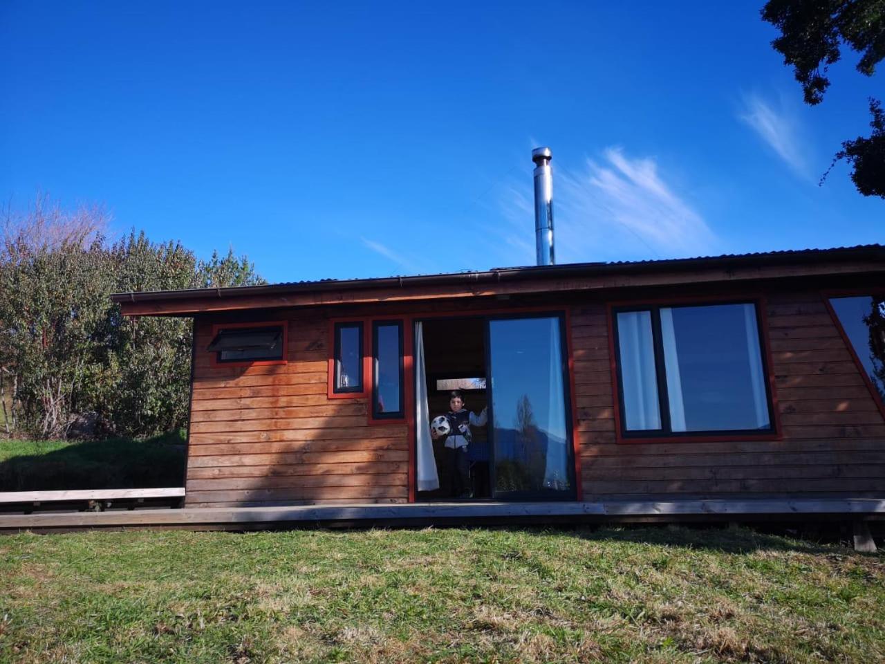 Cabanas Ayalen Con Vista Al Lago プコン エクステリア 写真